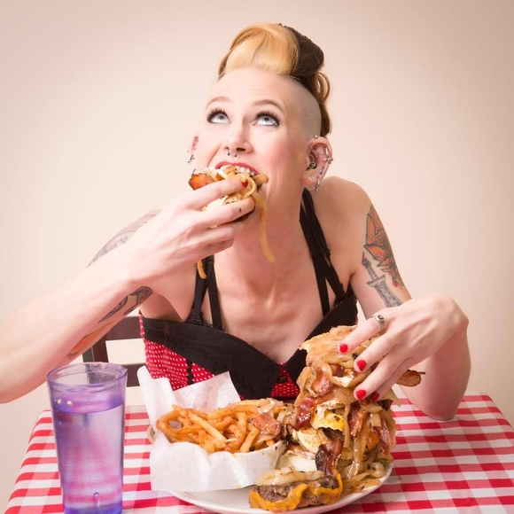 Meet your Posher, Molly - Picture 1 of 1